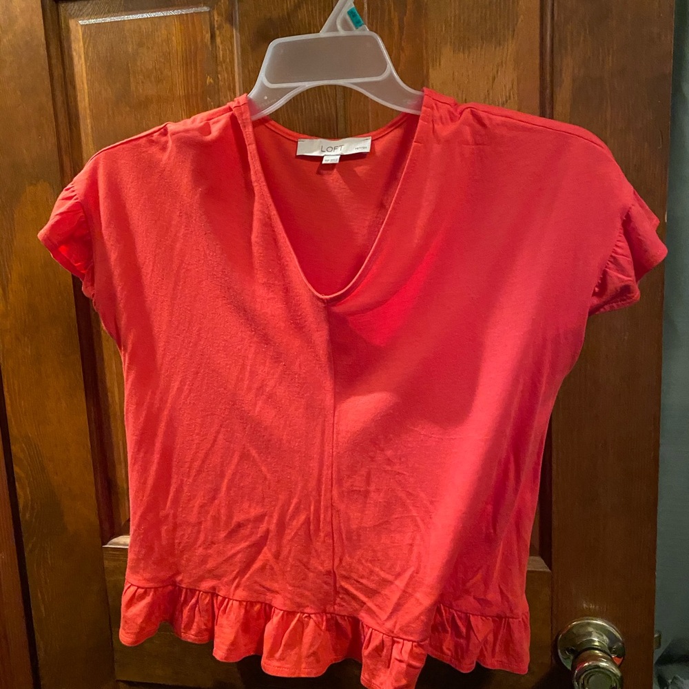 Loft XS Coral summer flowy tshirt